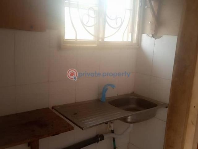 For rent: Self Contain Atere Off Akala Express Tiper Garage Opra Akala Express Ibadan Oyo PID: 5PBMXG | Private Property Nigeria