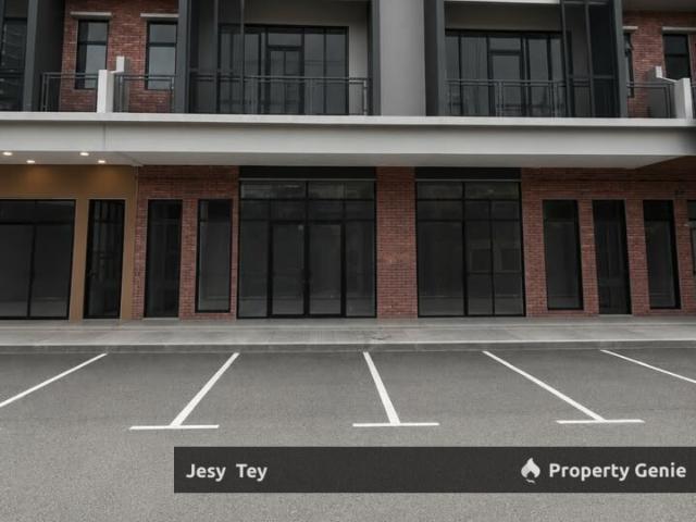 Setia Tropika Shoplot For Rent First Floor