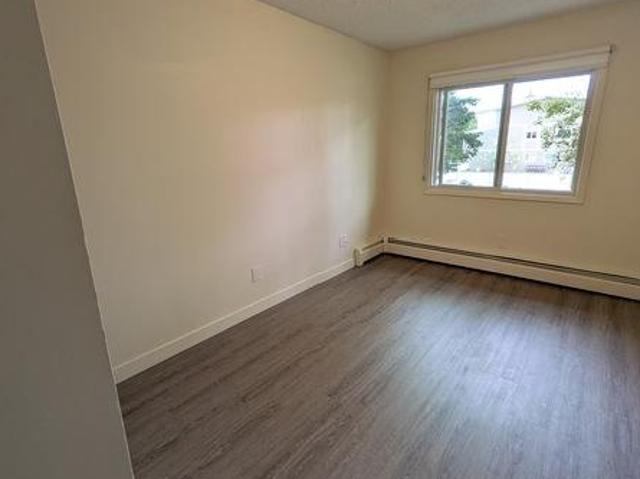For Rent Shared Living/roommate Calgary AB DS102814043