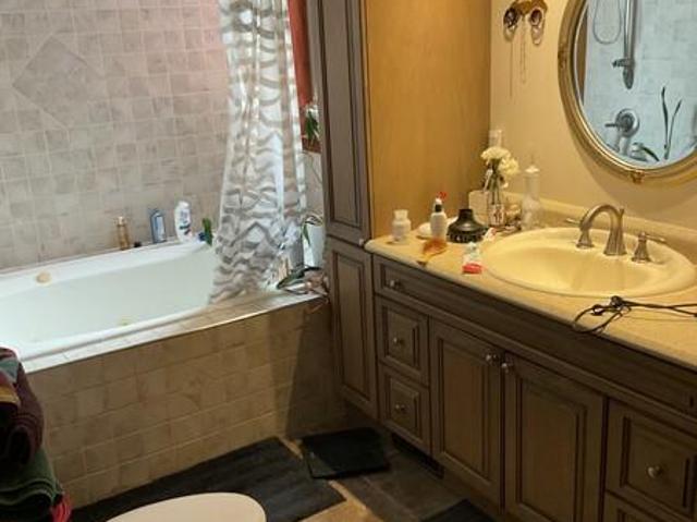 For Rent Shared Living/roommate Ottawa ON DS99513463