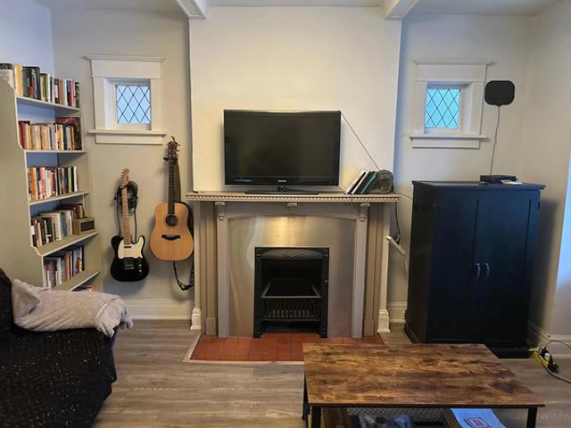 For Rent Shared Living/roommate Toronto ON DLS102814005