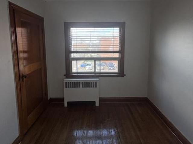 For Rent Shared Living/roommate Toronto ON DS101989145