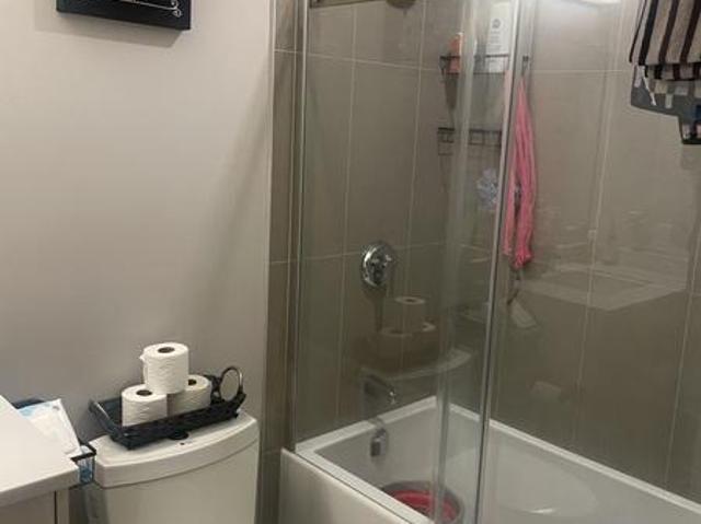 For Rent Shared Living/roommate Toronto ON DS103323039