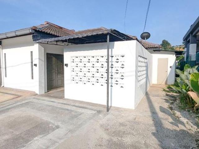 FOR RENT Single Storey SemiD Sungai Merab Bangi