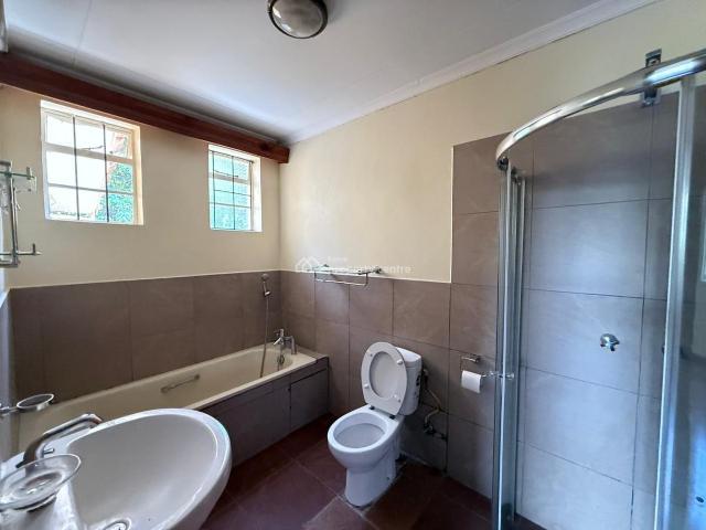 For Rent: Spacious 8 Bedrooms House + Dsq And A Detached 3 Bedrooms Guestwing, Lavington, Nairobi | 8 Beds, 8 Baths Ref: 60489 Kenya Property Centre KPC
