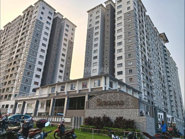 For Rent | Sunway PJ, Suriamas Condominium with Pool View Balcony