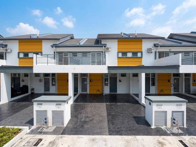 FOR RENTAL GROUND FLOOR TOWNHOUSE KITA MESRA Cybersouth Dengkil