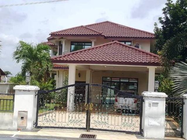 FOR RENTDOUBLE STOREY BUNGALOW HOUSE Furniture