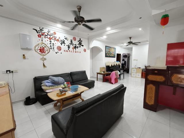 For RentKulai Taman Mewah 2 Storey Corner Lot