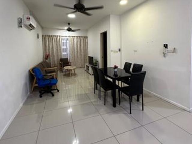 For RentLido Four Season ResidenceFully FurnishedCorner Unit
