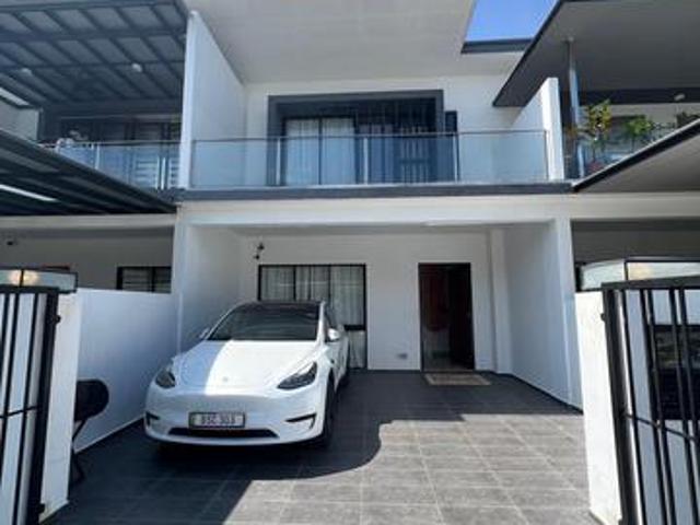 For RentPermas Jaya The Straits View Homes Double Storey Terrace