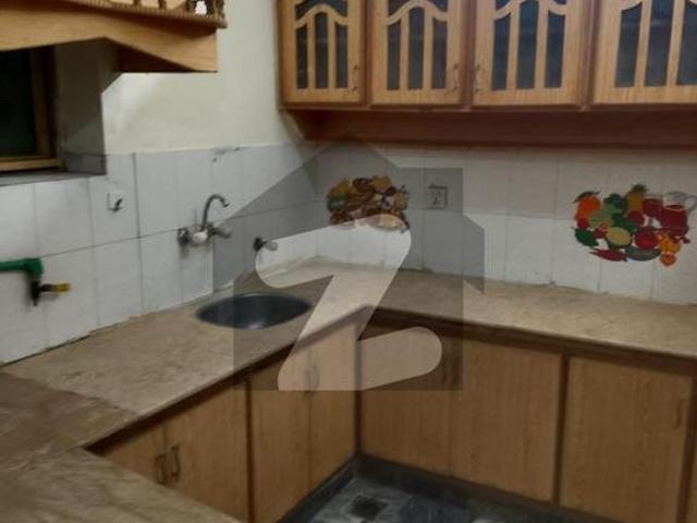 For the rent Afshan Colony