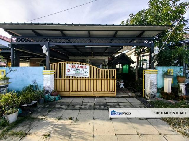 Kampung Tanah Merah