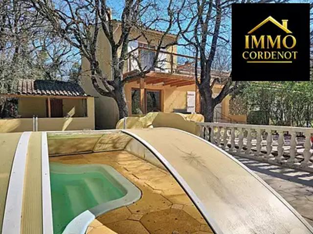 Forcalqueiret 83136 Achat / Vente maison 4 pièces t4 piscine parking