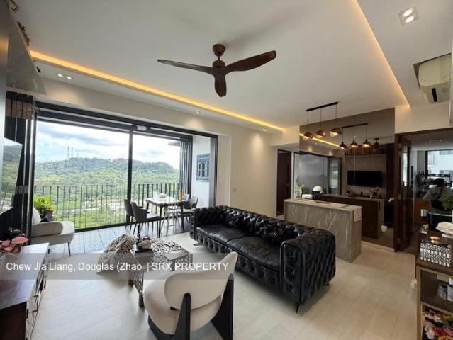 Foresque Residences D23, Condominium