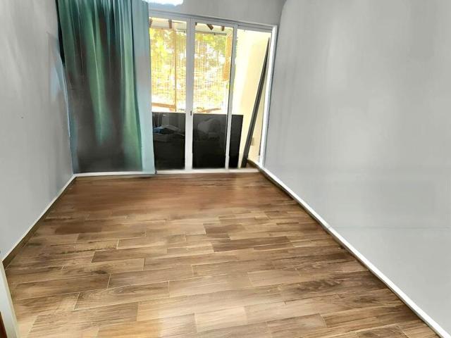 Forestville D25, Condominium