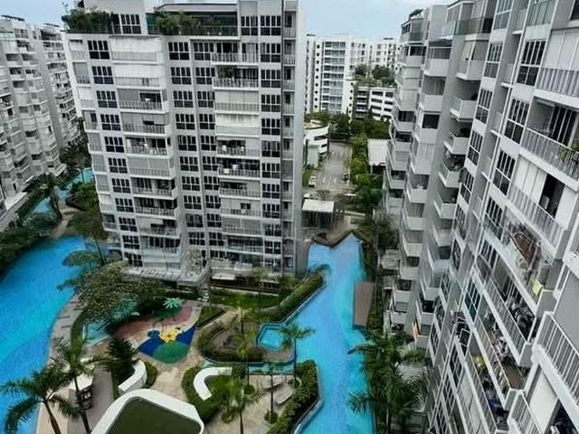 Forestville D25, Condominium