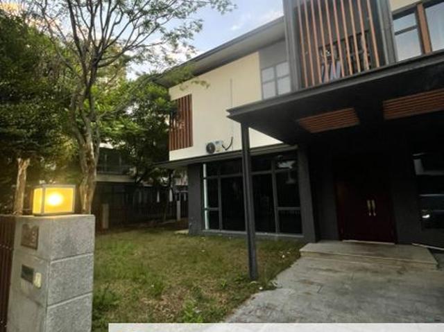 Forest City Golf Resort, Gelang Petah