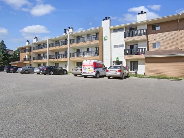 Forest Grove Village 2 Bedroom Apartment for Rent at 3030 Dunn Dr, Prince Albert, SK S6V 7E7