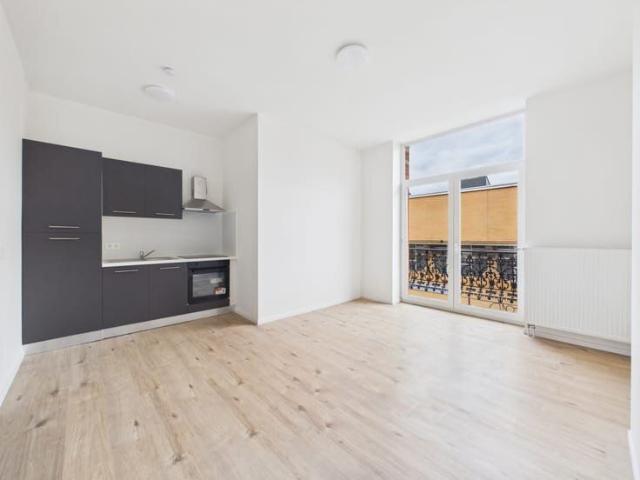 Forest | One bedroom apartment with balcony