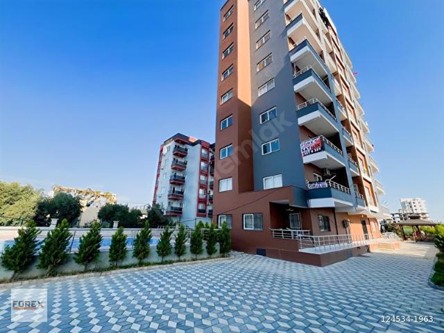 FOREXTEN HAVUZLU SİTE İÇİ ULAŞIMA YAKIN SIFIR KÖŞE 2+1!