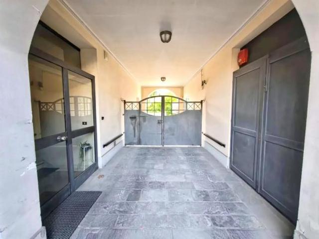 FORLI' ZONA RAVALDINO GARAGE IN AFFITTO