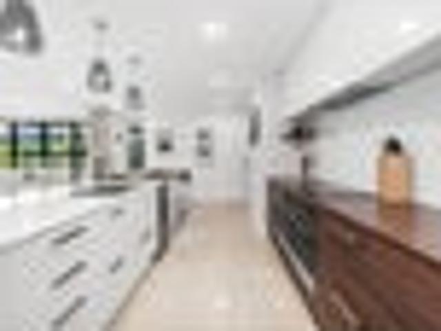Former Showhome, Exceptional Family Living