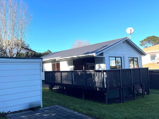 forrest hill, 3 bedrooms