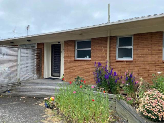 Forrest Hill, 3 bedrooms