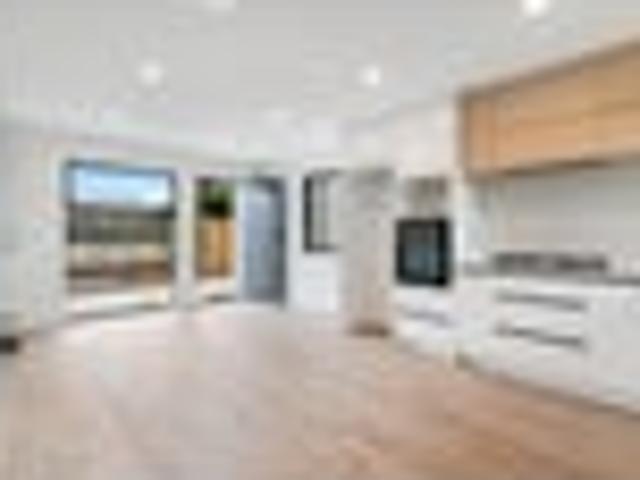 Forrest Hill, 3 bedrooms, $850 pw