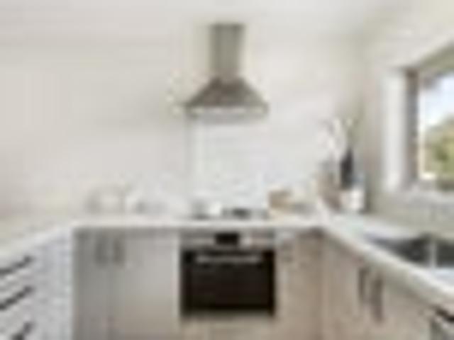 Forrest Hill, 2 bedrooms, $600 pw