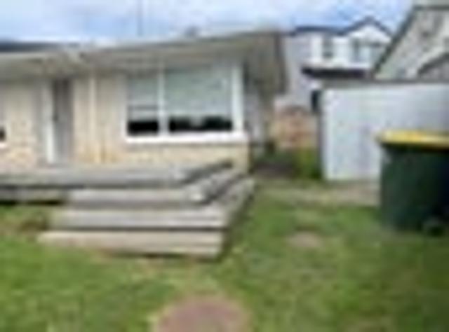 Forrest Hill, 2 bedrooms, $650 pw
