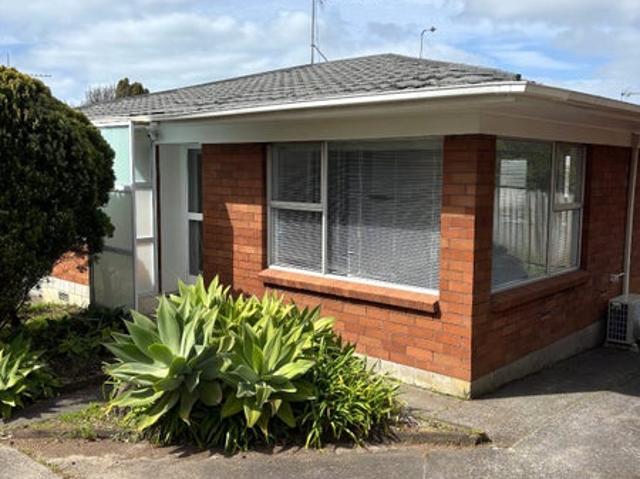 forrest hill, 2 bedrooms