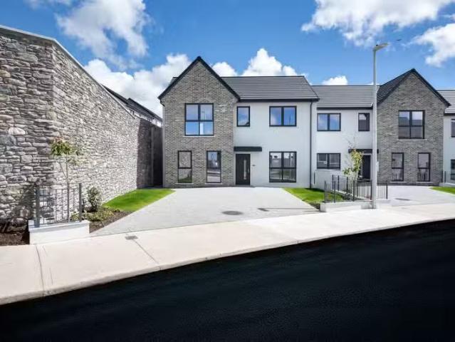Four Bed Semi Detached, Lakeview, Four Bed Semi Detached, Lake.