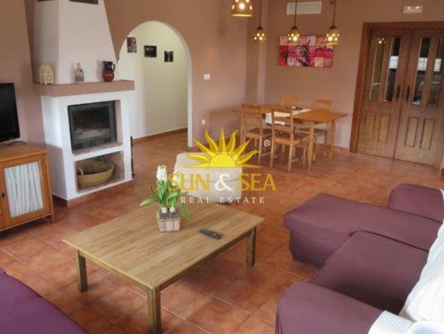 FOUR BEDROOM DETACHED VILLA – LA UNIÓN
