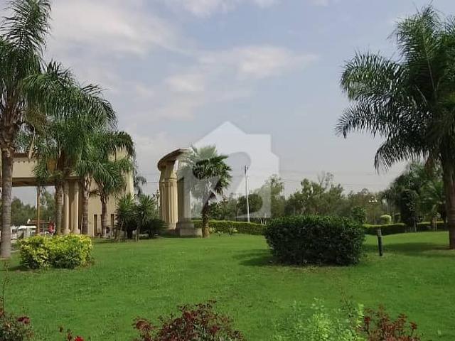 Four Bedroom Duplex Specious Apartment Available For Rent In Zarkon Heights Islamabad Located On Main Gt Road Very Near To Sirinagar Highway & Islamabad International Airport