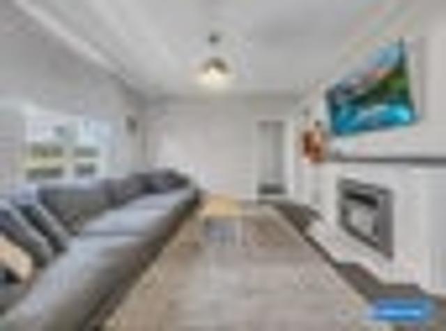 Four bedroom home and shop front opportunity