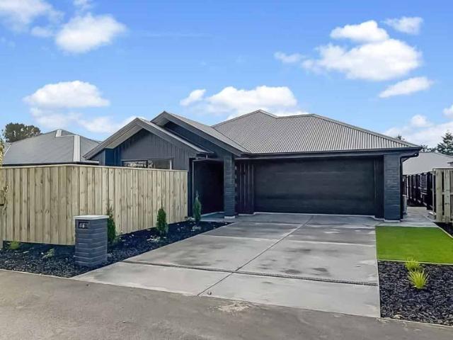Four Bedroom Home On Corry!