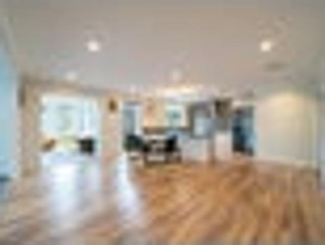 Four Bedroom Single Level Home In Churton Park