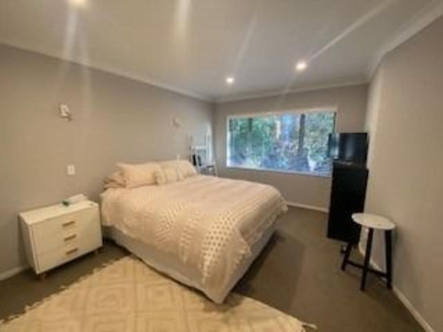Four Bedrooms, Multiple Living Areas & Stunning Views