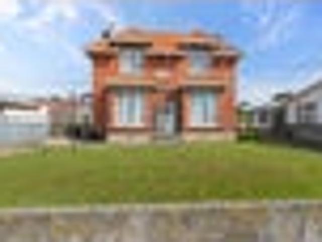 Four Flats, One Big Opportunity 7.8%GY