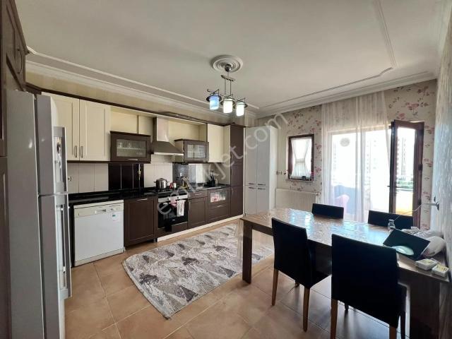 Four Land'den Otogar Karşısında 4+1 Bakımlı Acil Satılık Daire
