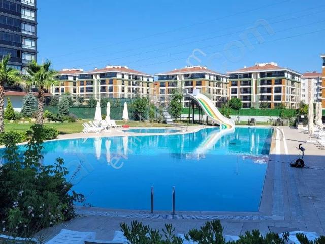 Four Seasons Cadde'de Kaçırılmıyacak Enfes 4+1 Daire
