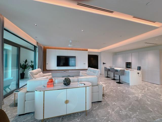 four seasons place, condominium