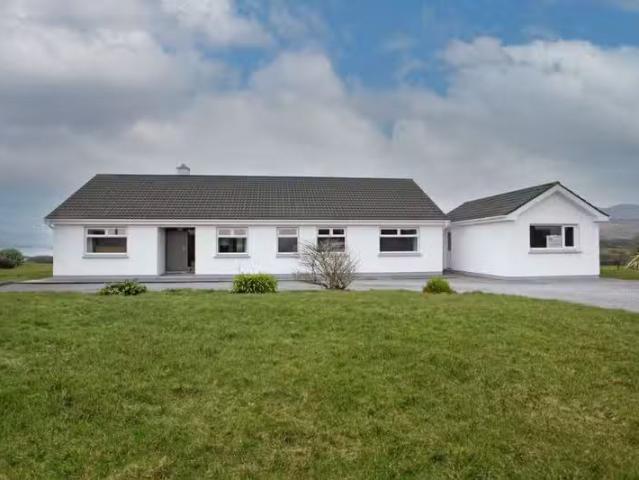 Fox Haven, Lower Main Street, Waterville, Co. Kerry, V23V970 i.