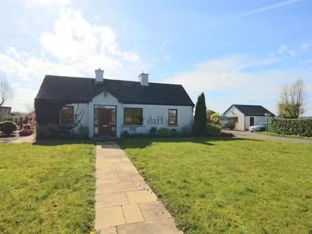 Foxhill, Cootehall is for rent