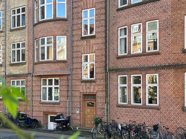 Flot delevenlig 2 værelses lejlighed på Frederiksbjerg
