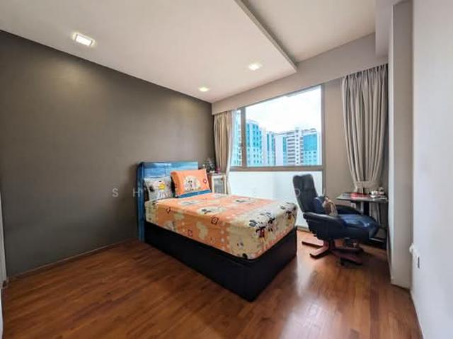FLO Residence Condominium For Sale, $1,280,000, 2 Bed 2 Bath 764 sqft $1,675.00 psf