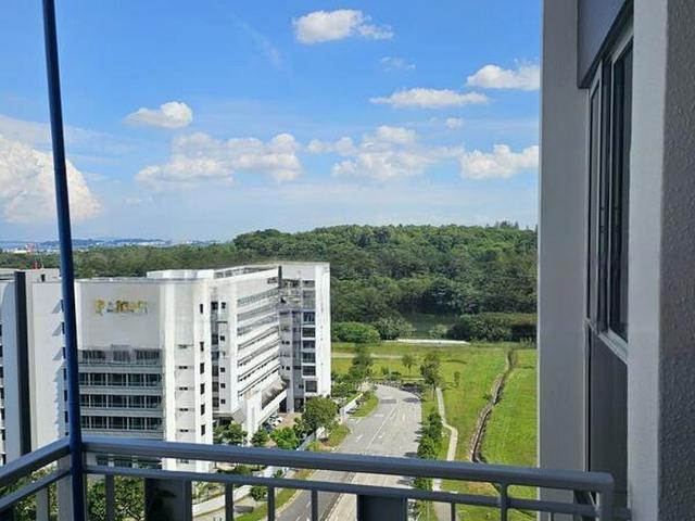 Flo Residence D19, Condominium