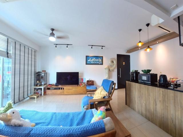 Flo Residence D19, Condominium